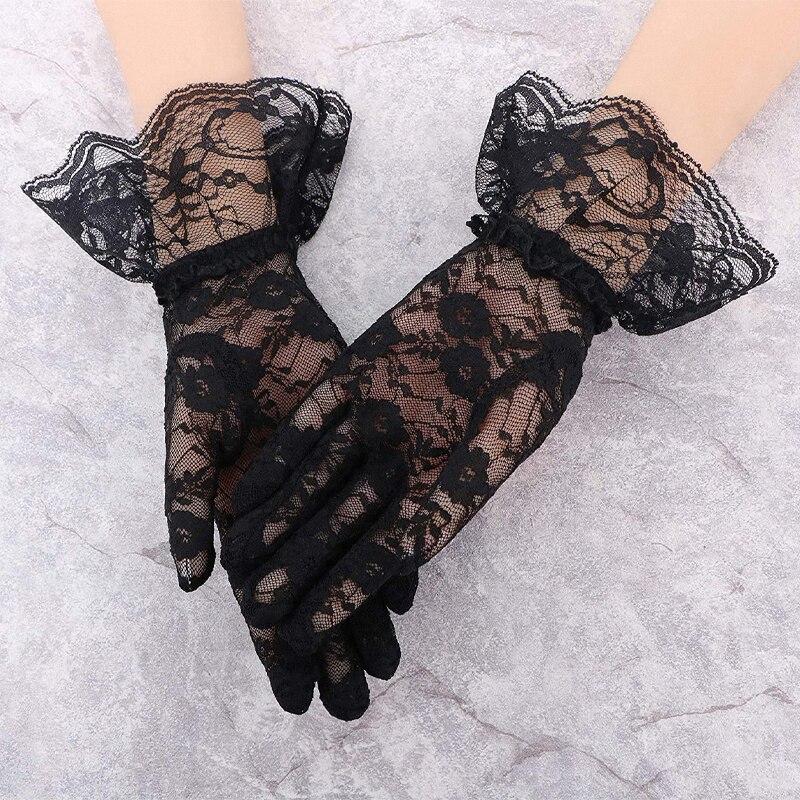 Floral Pattern Gloves - Image 3
