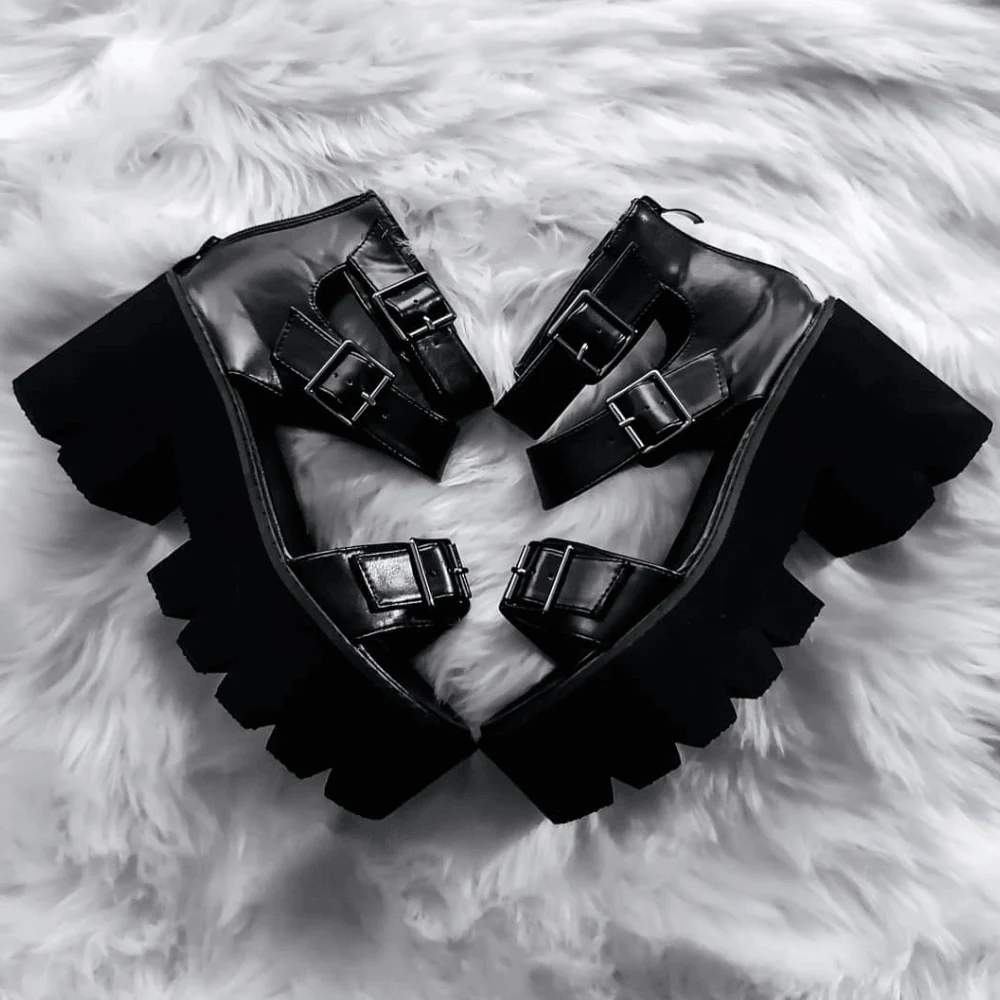 Classic Gothic Sandals - Image 4