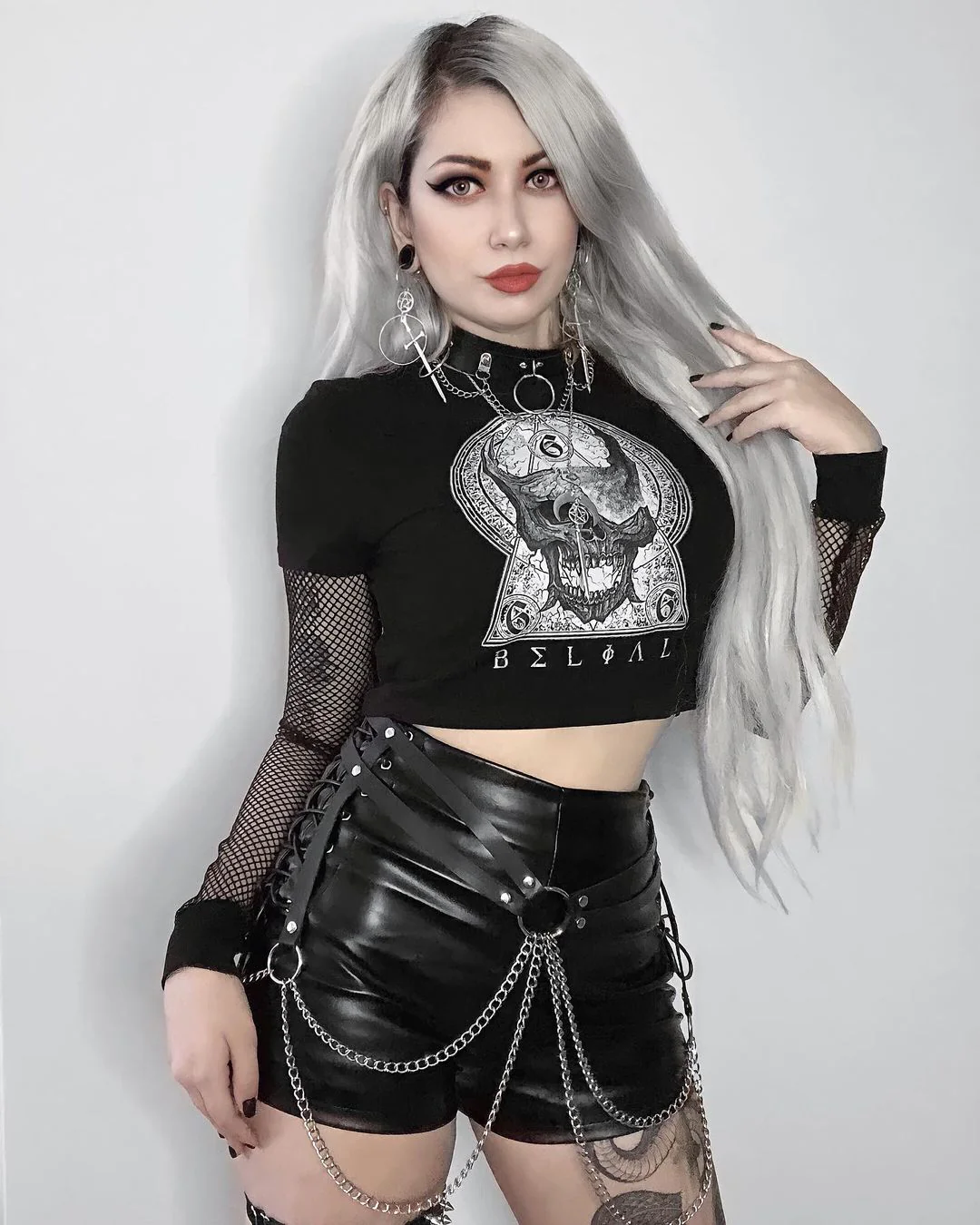 Gothic Leather Shorts - Image 3