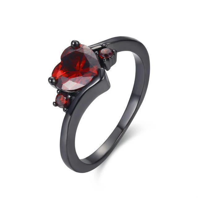 Gothic Heart Ring - Image 3