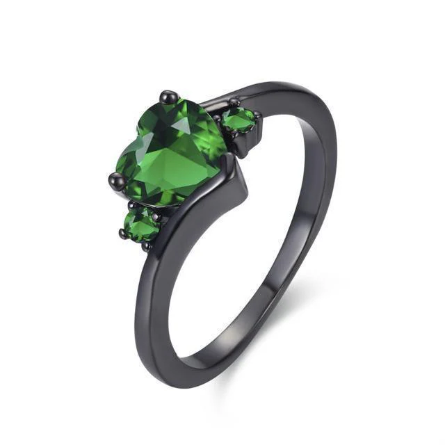 Gothic Heart Ring - Image 2