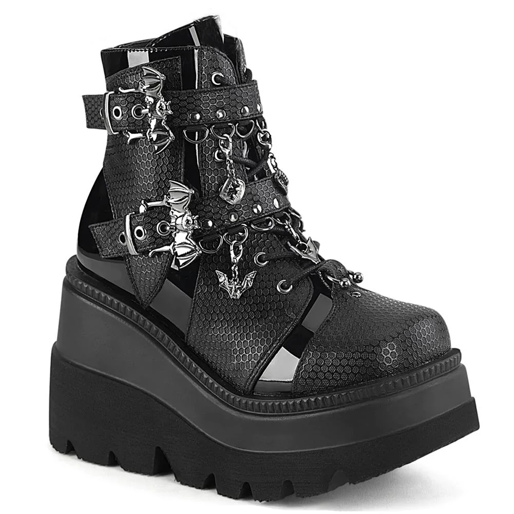 Gothic Honeycomb Boots - Image 2