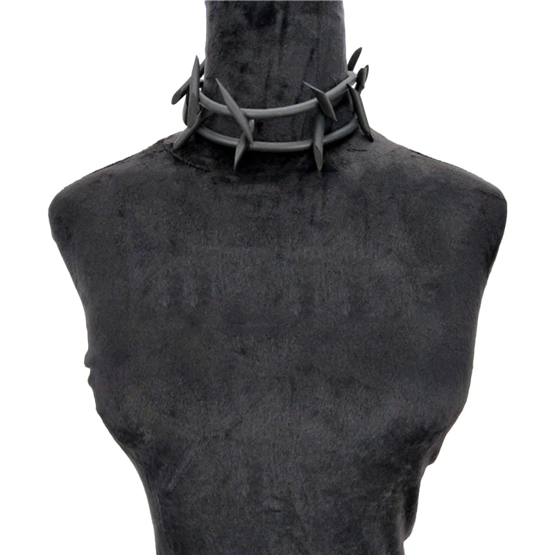 Gothic Spiked Necklace - Image 2