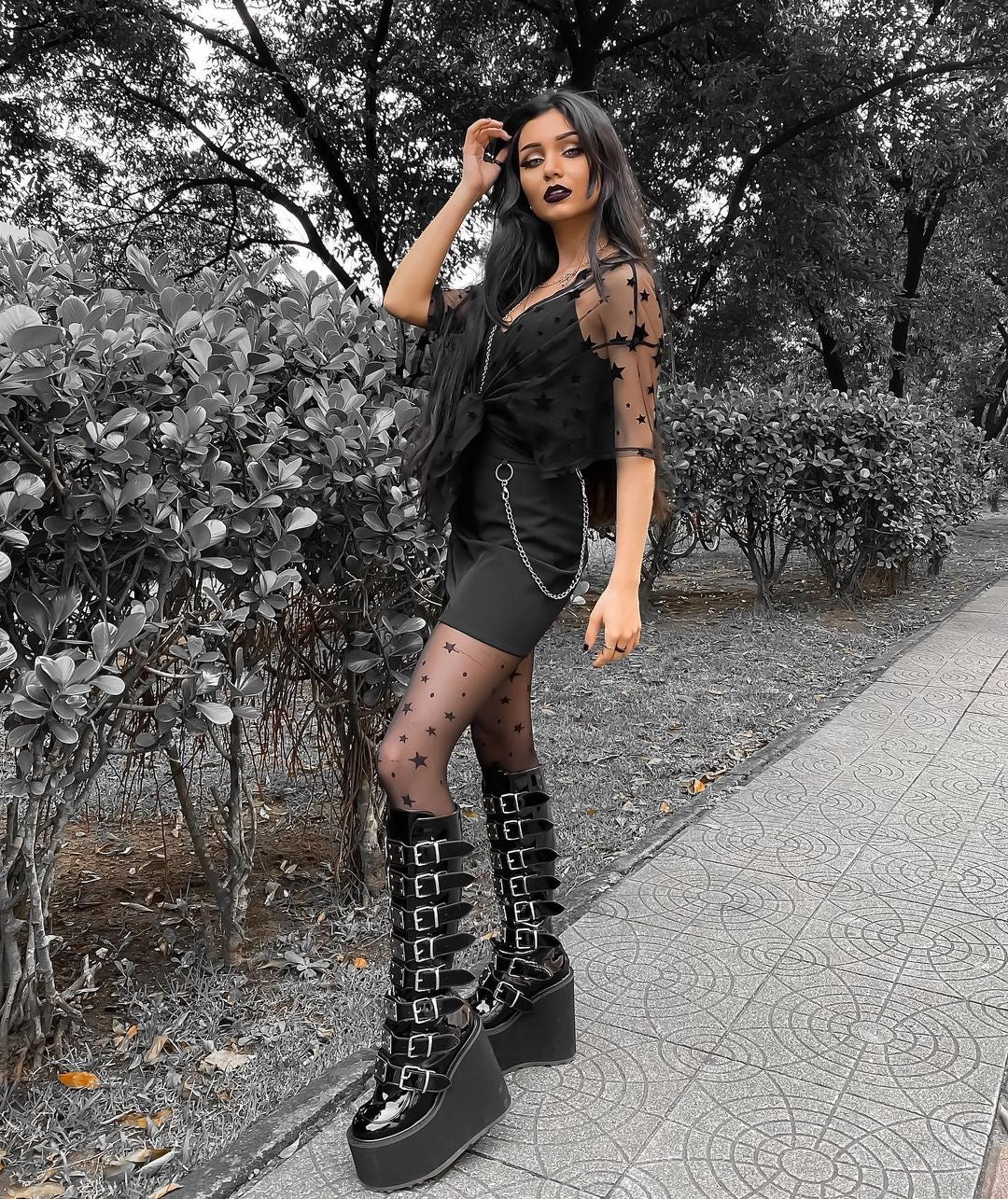 Gothic Swing Boots - Image 12