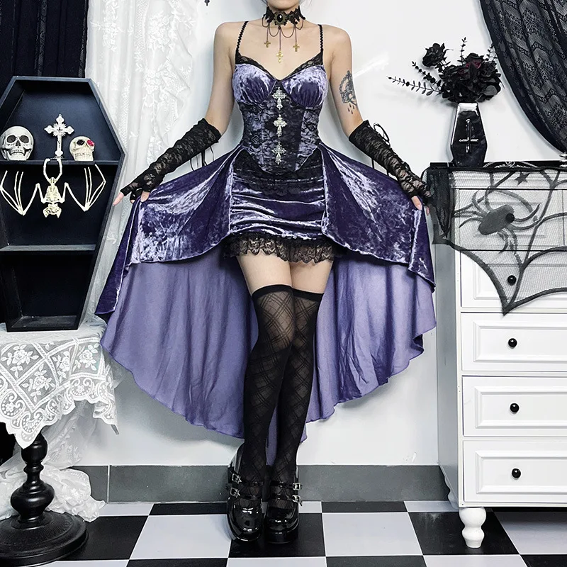Gothic Velvet Dress - Image 3