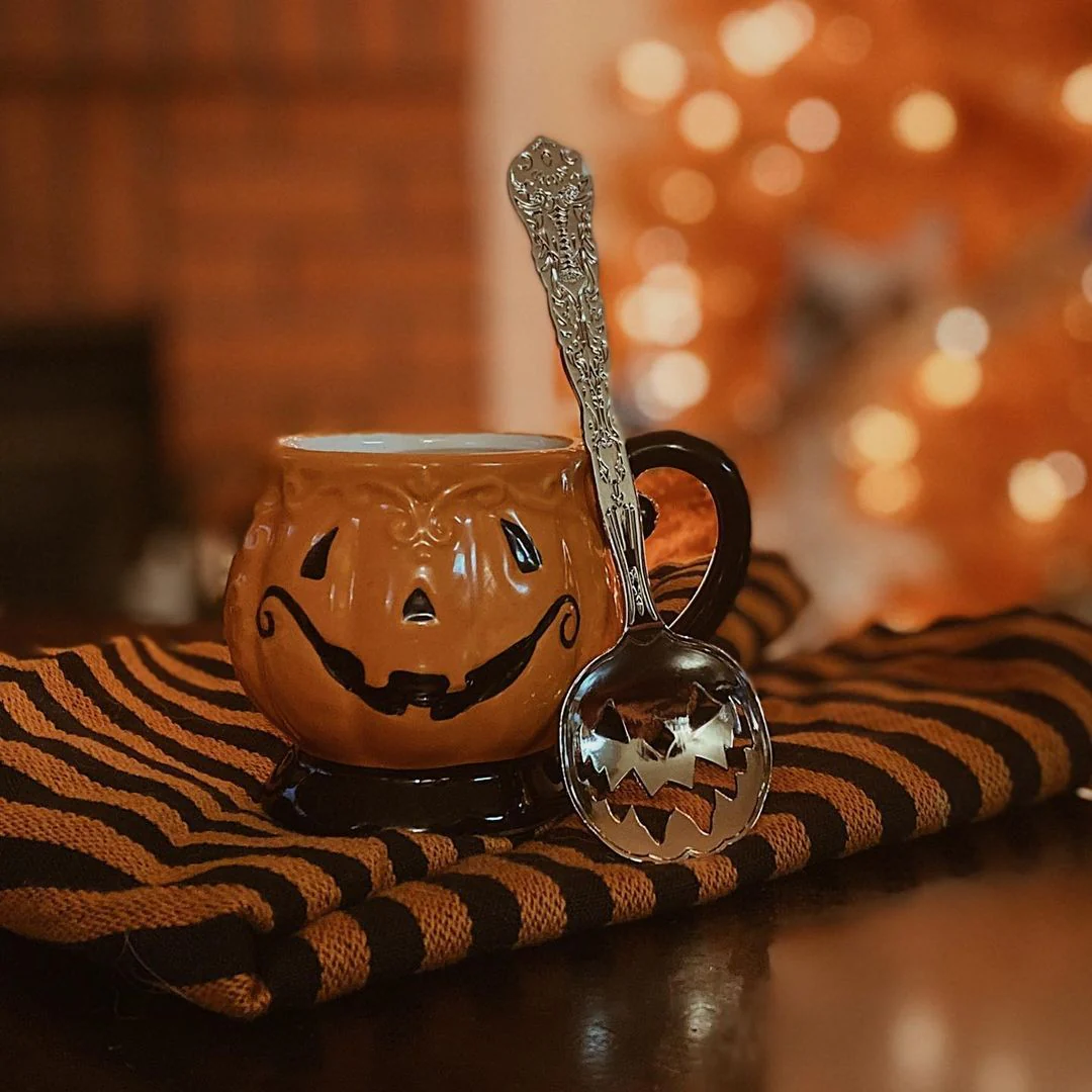 Haunted Hallows Teaspoon - Image 3