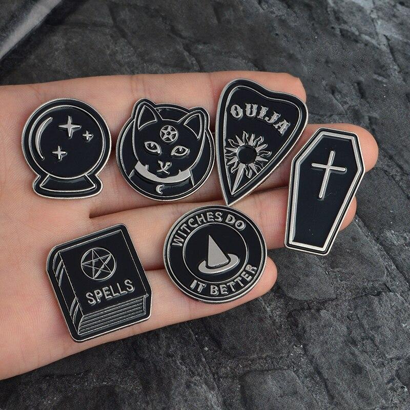 Horror Brooches - Image 4