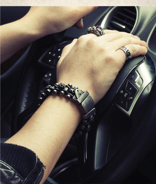 Stainless Steel Skull Bracelet - Image 2