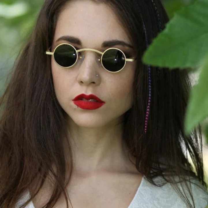 Vampire Sunglasses - Image 7