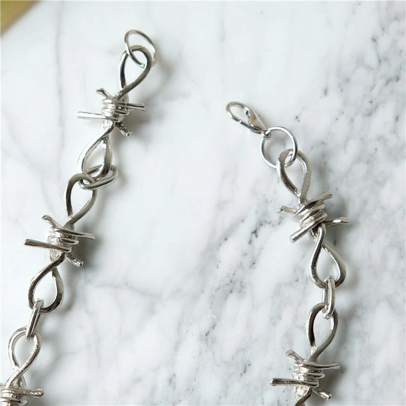 Razor Blades Necklace Chain - Image 4
