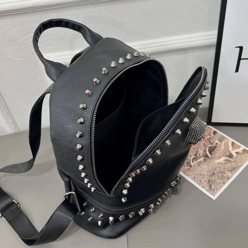 Skull Backpack - Image 4