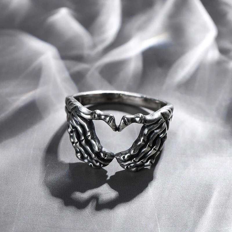 Skull Love Ring - Image 3