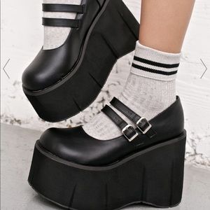 Sweet Goth Platform Shoes - Image 2