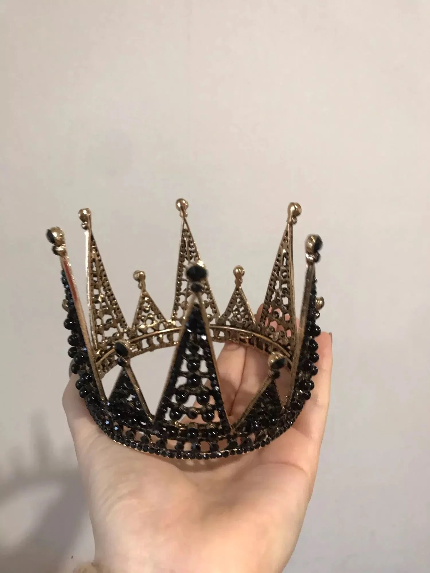 The Black Queen Mini Crown - Image 8
