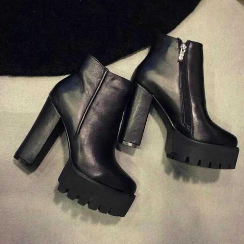 The Darkling Ankle Boots - Image 4