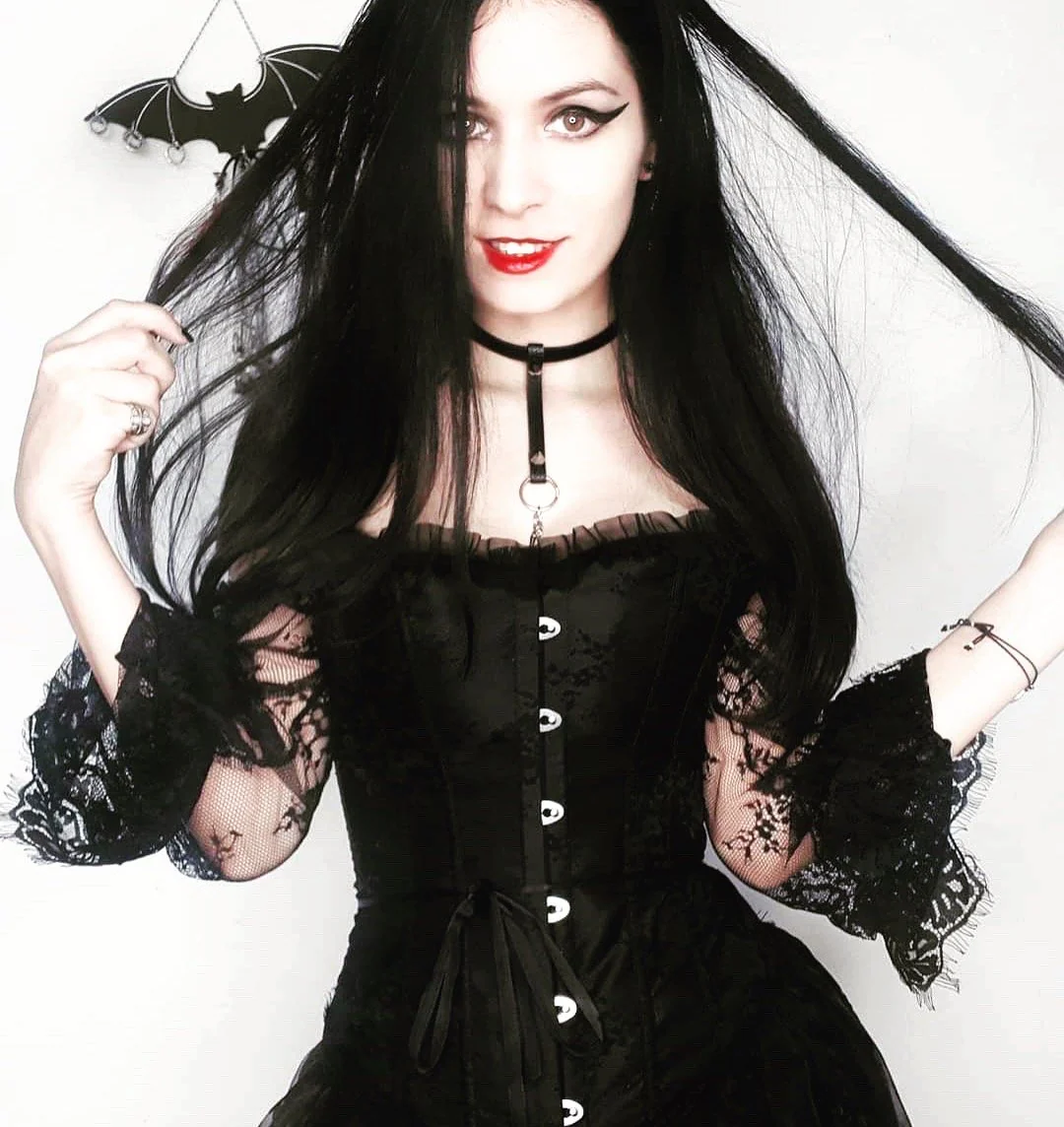 Gothic Queen Corset Top - Image 16