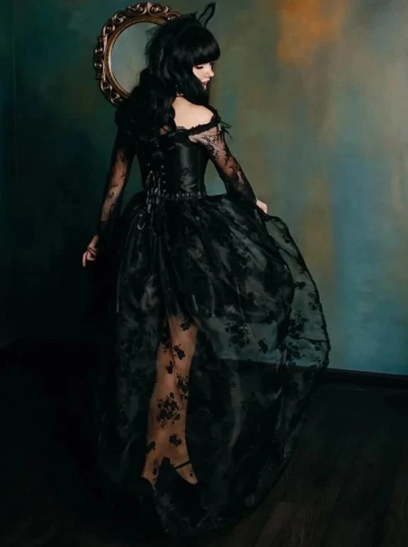 Gothic Queen Corset Top - Image 29