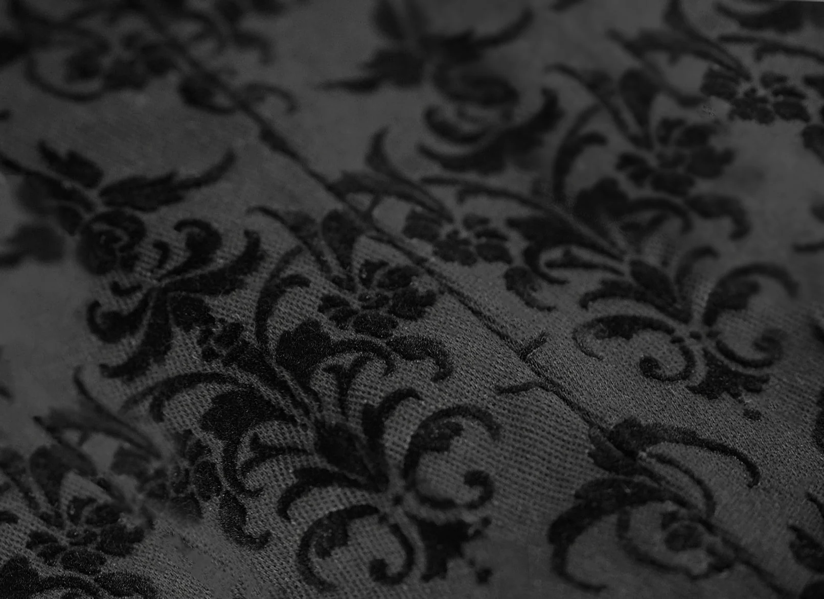 The Louis Pants - Image 13