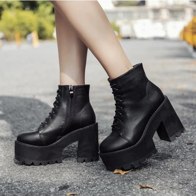 The Matte Magick Boots - Image 10