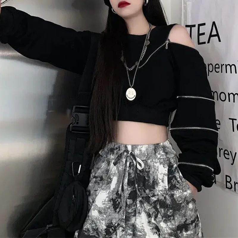 Women's Cropped Hoodie - Image 3