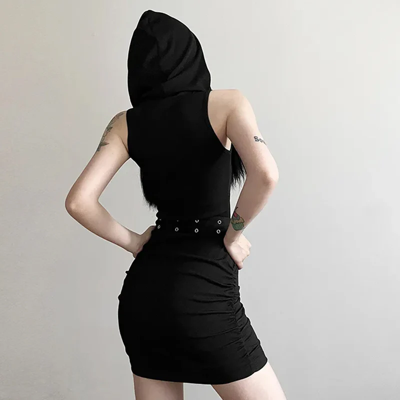 Women's Gothic Dress - Image 2