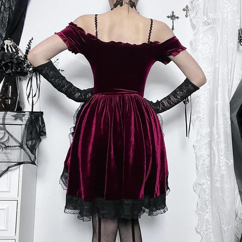 Women's Gothic Dress - Image 3