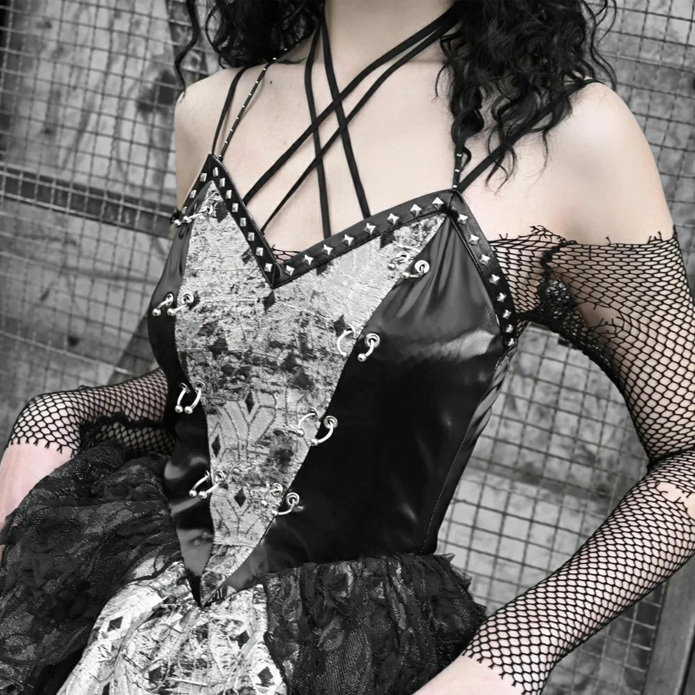 Women's Gothic Dress - Image 4