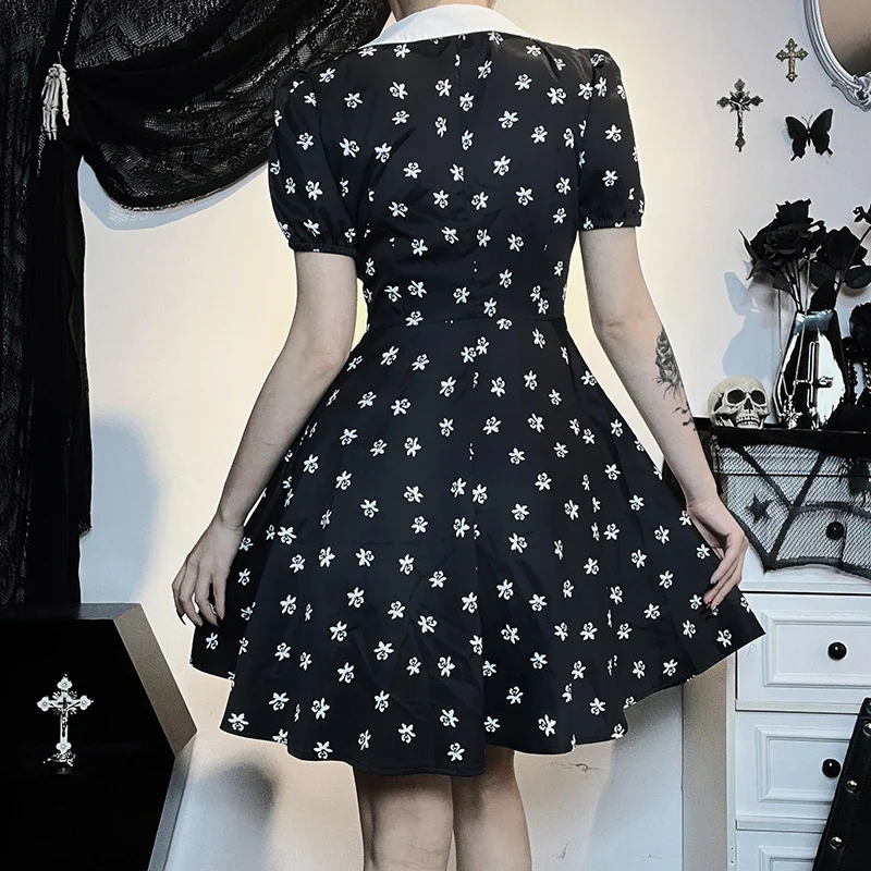 Women's Gothic Dress - Image 3