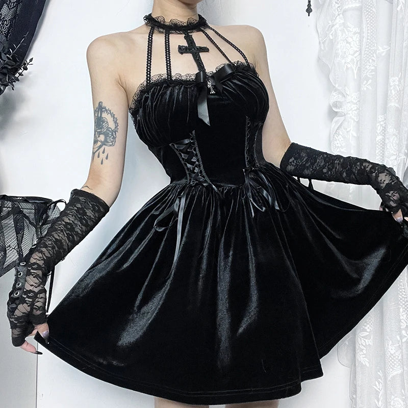 Women's Gothic Dress - Image 2