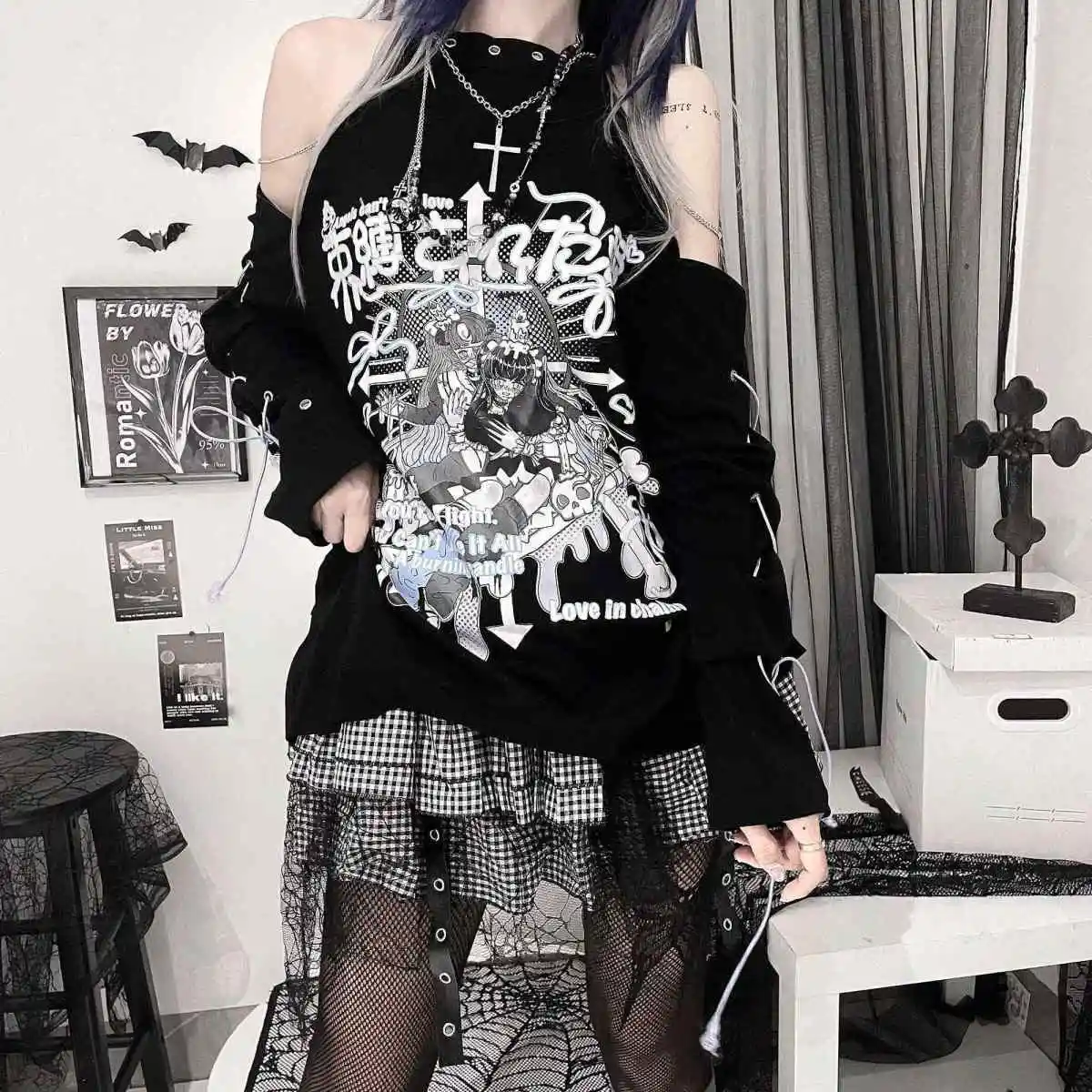 Women's Gothic Pullover - Image 2
