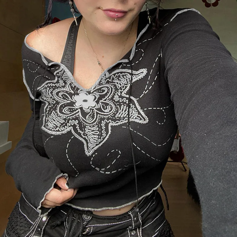 Women's Gothic Pullover - Image 2