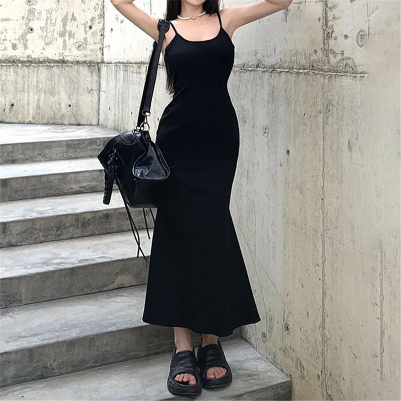 Women's Gothic Style Dress - Image 2