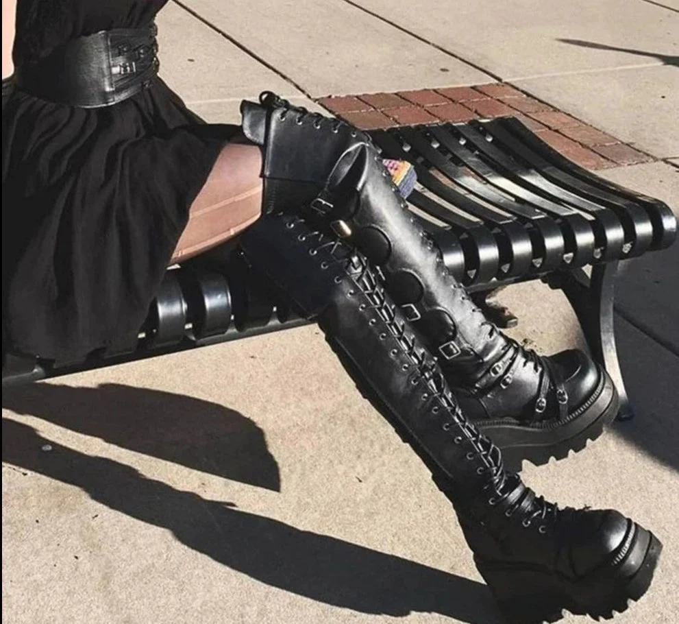 Unisex Platform Boots - Image 4