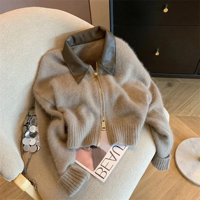 Women's Knitted Cardigan - Image 2