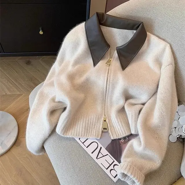 Women's Knitted Cardigan - Image 3