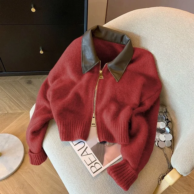 Women's Knitted Cardigan - Image 4