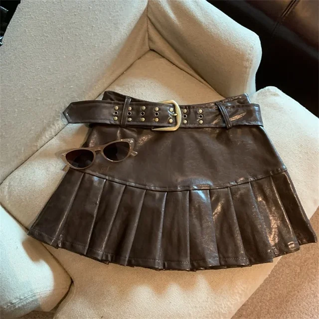 Women's Leather Skirt - Image 2