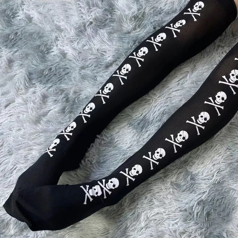 Women's Skull Socks - Image 2