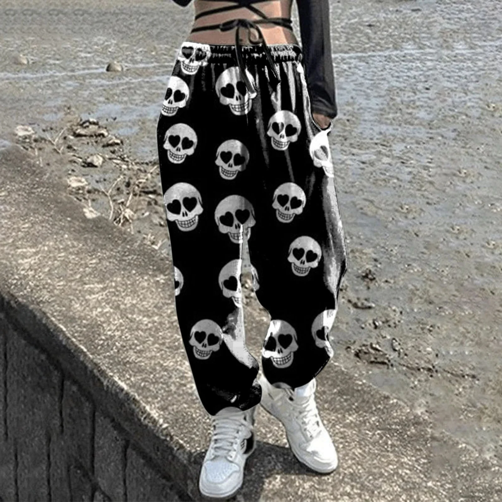 Women's Skull Sweatpants - Image 3