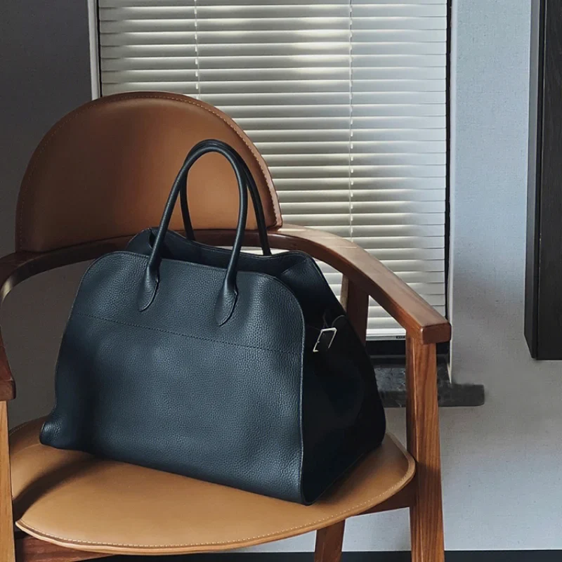 Women's Travel Bag - Image 3