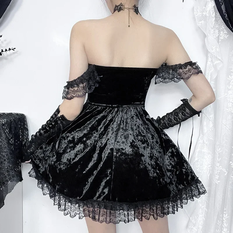 Women's Vintage Dress - Image 4